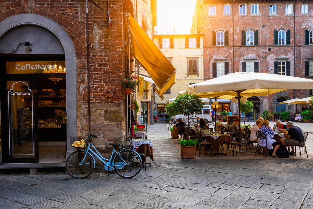 Eat, Drink and Parliamo Your Way Through Italy